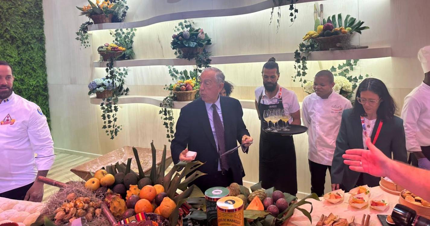 Marcelo visita stand da Madeira no segundo dia da BTL (com fotos)