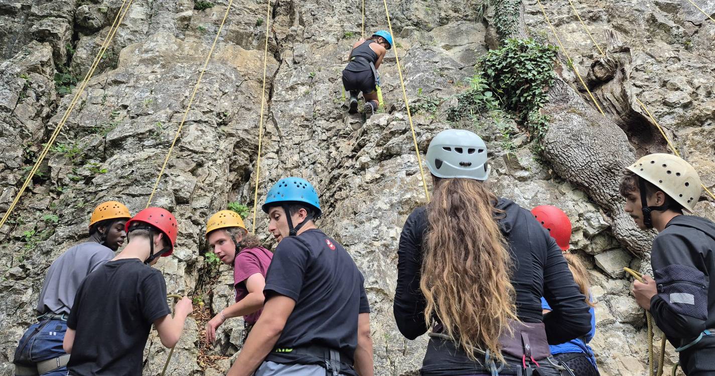 Jovens da Madeira em intercâmbio na Bélgica (com fotos)