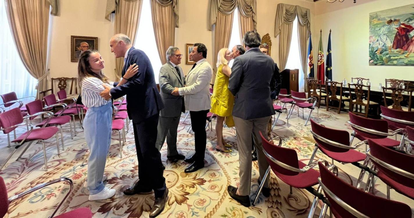 Chega mantém posição e voto favorável só com Albuquerque fora