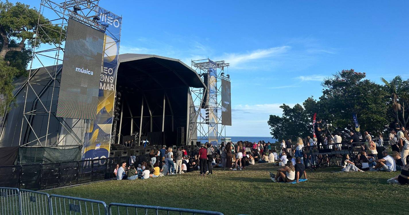 Parque de Santa Catarina já aquece para concertos de último dia que deverá ter lotação esgotada