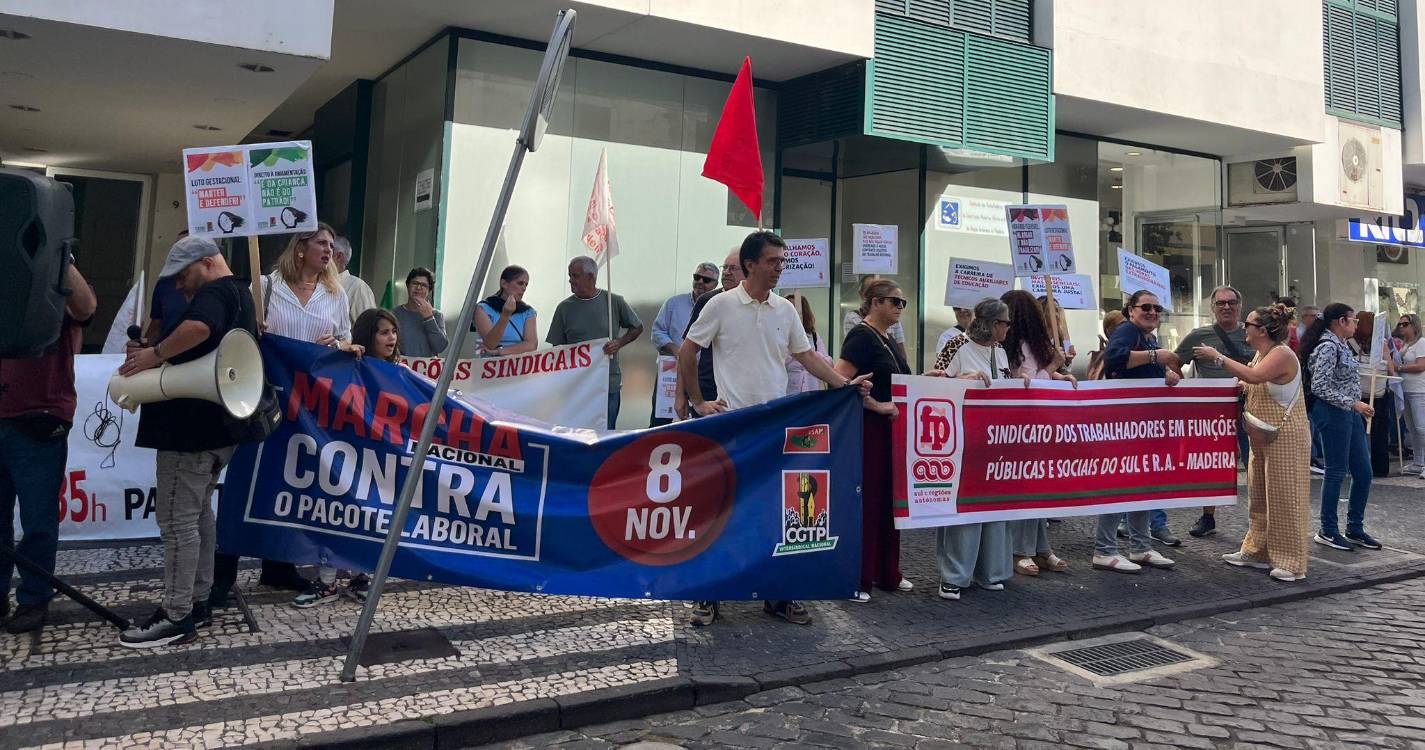 Marcha contra o Pacote Laboral já reúne muitos participantes no Funchal (com fotos e vídeo)
