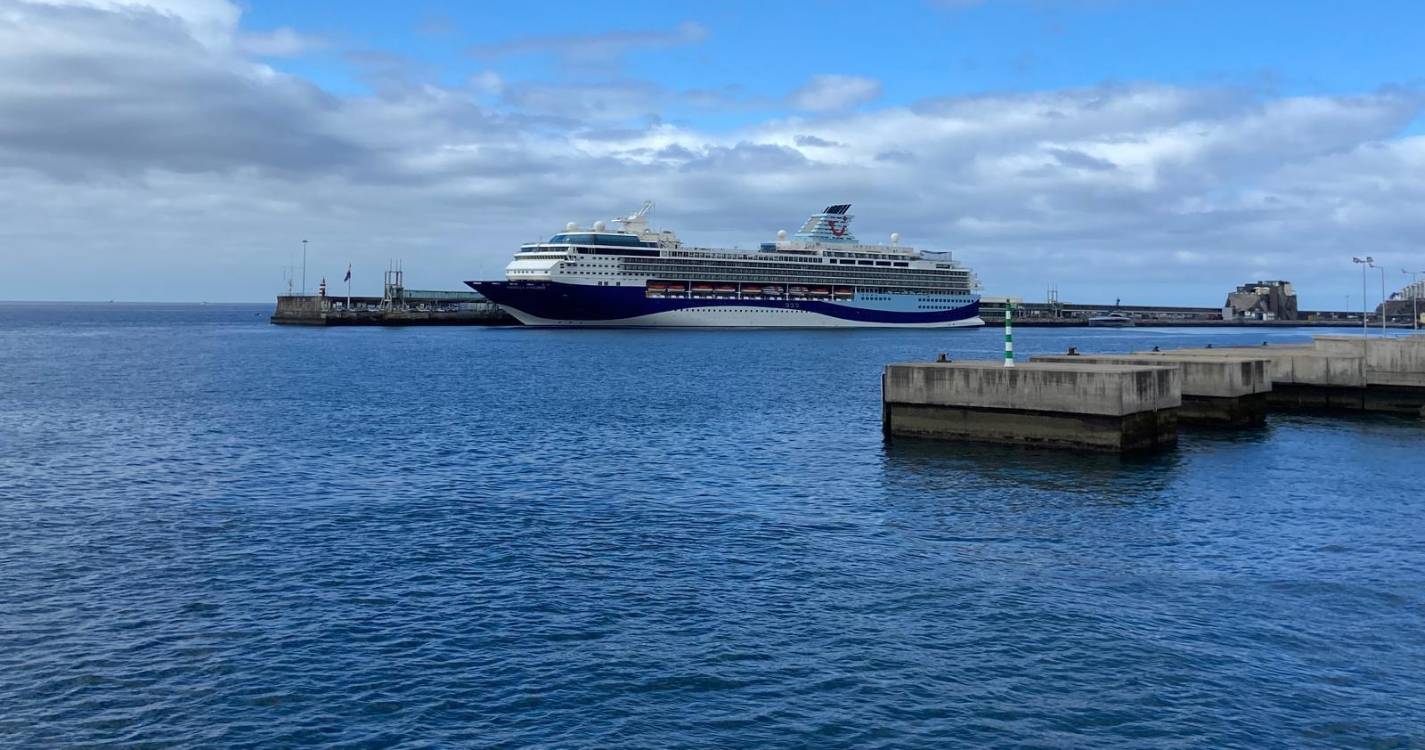 ‘Marella Explorer’ traz dois mil passageiros ao Funchal