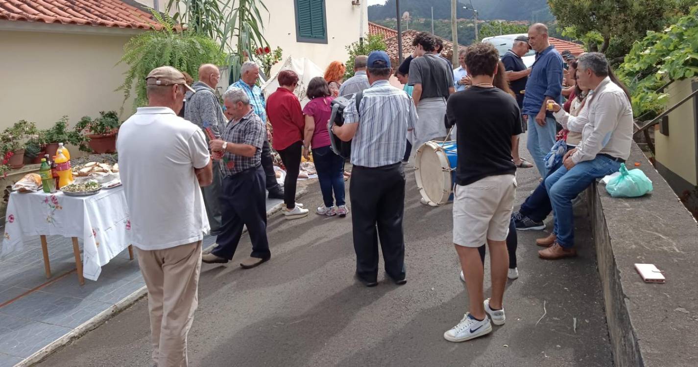Fontanários em São Roque do Faial ‘vestidos’ a rigor para o São João
