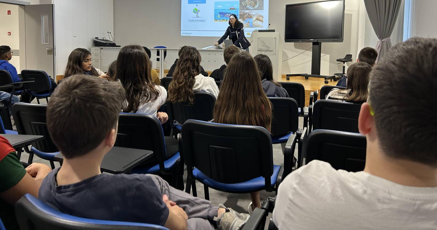 Literacia do oceano e inovação tecnológica chega à Escola Padre Manuel Álvares
