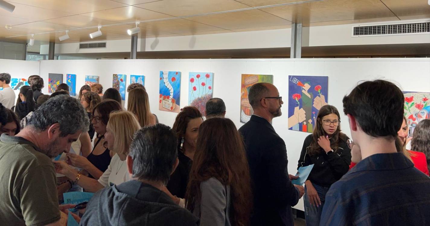 Alunos da Secundária de Machico expõem ‘Pinceladas de Liberdade’