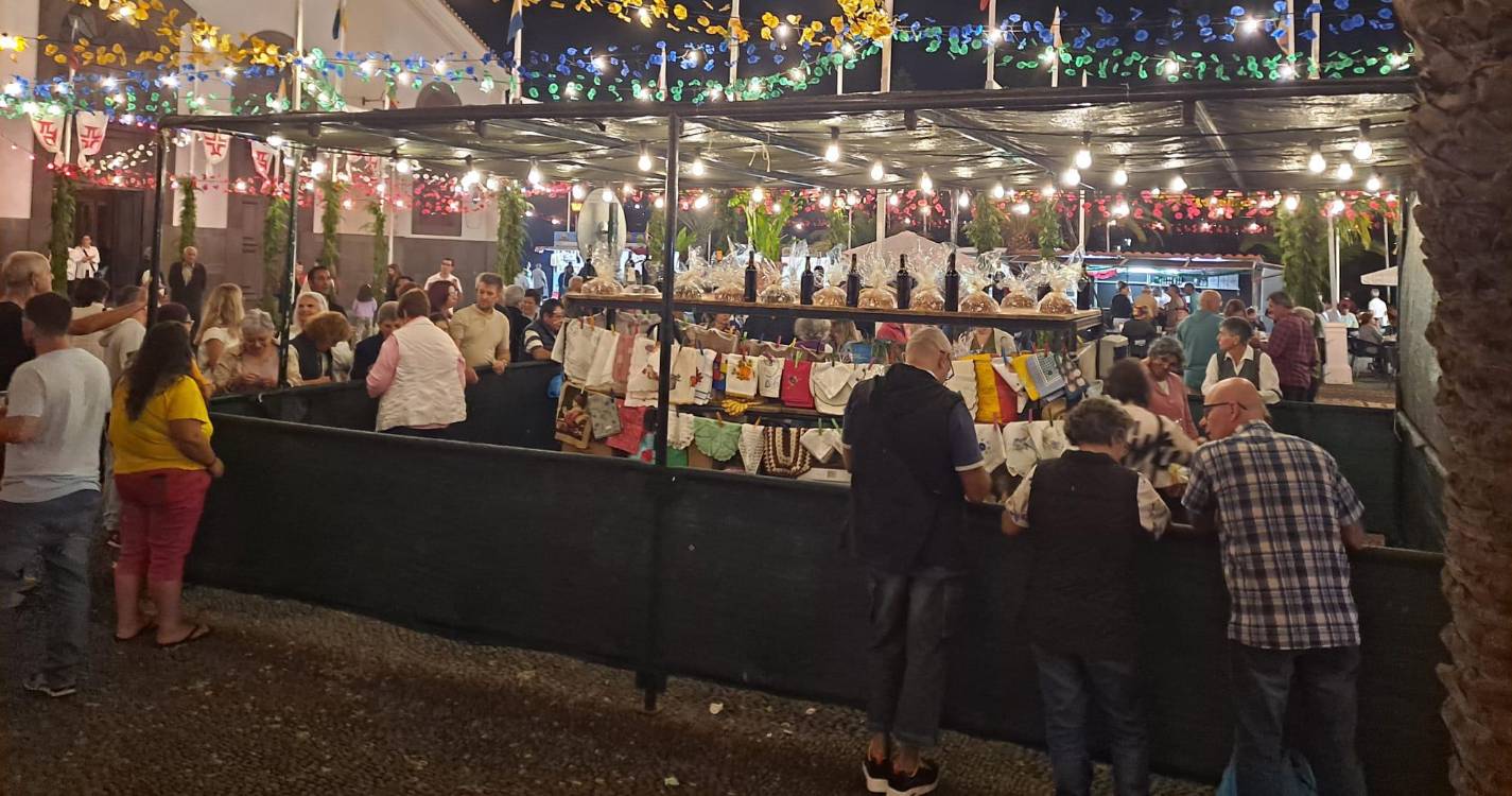 São Martinho já come o bacalhau e prova o vinho