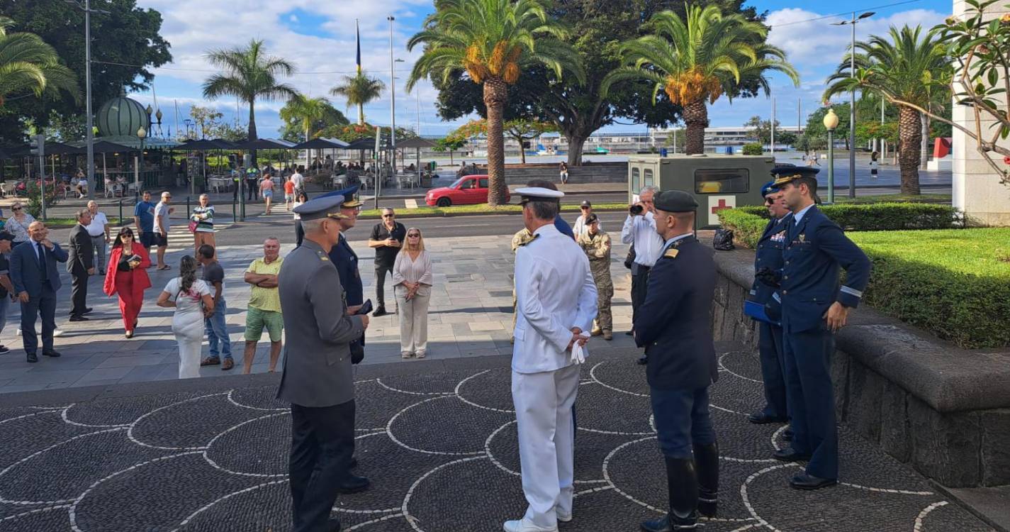 Cerimónias do dia da Região arrancam com Guarda de Honra (com fotos e vídeo)