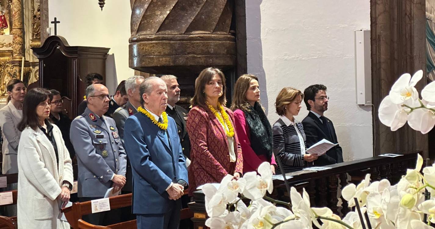 Oração das Laudes começa sem Albuquerque