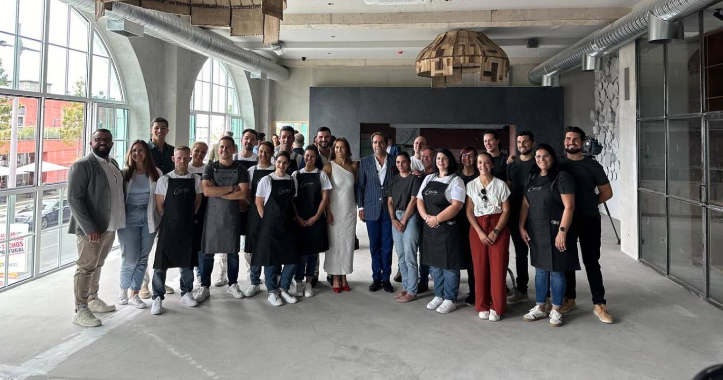 Albuquerque inaugura investimento privado Port House com um restaurante pronto e outro em obras