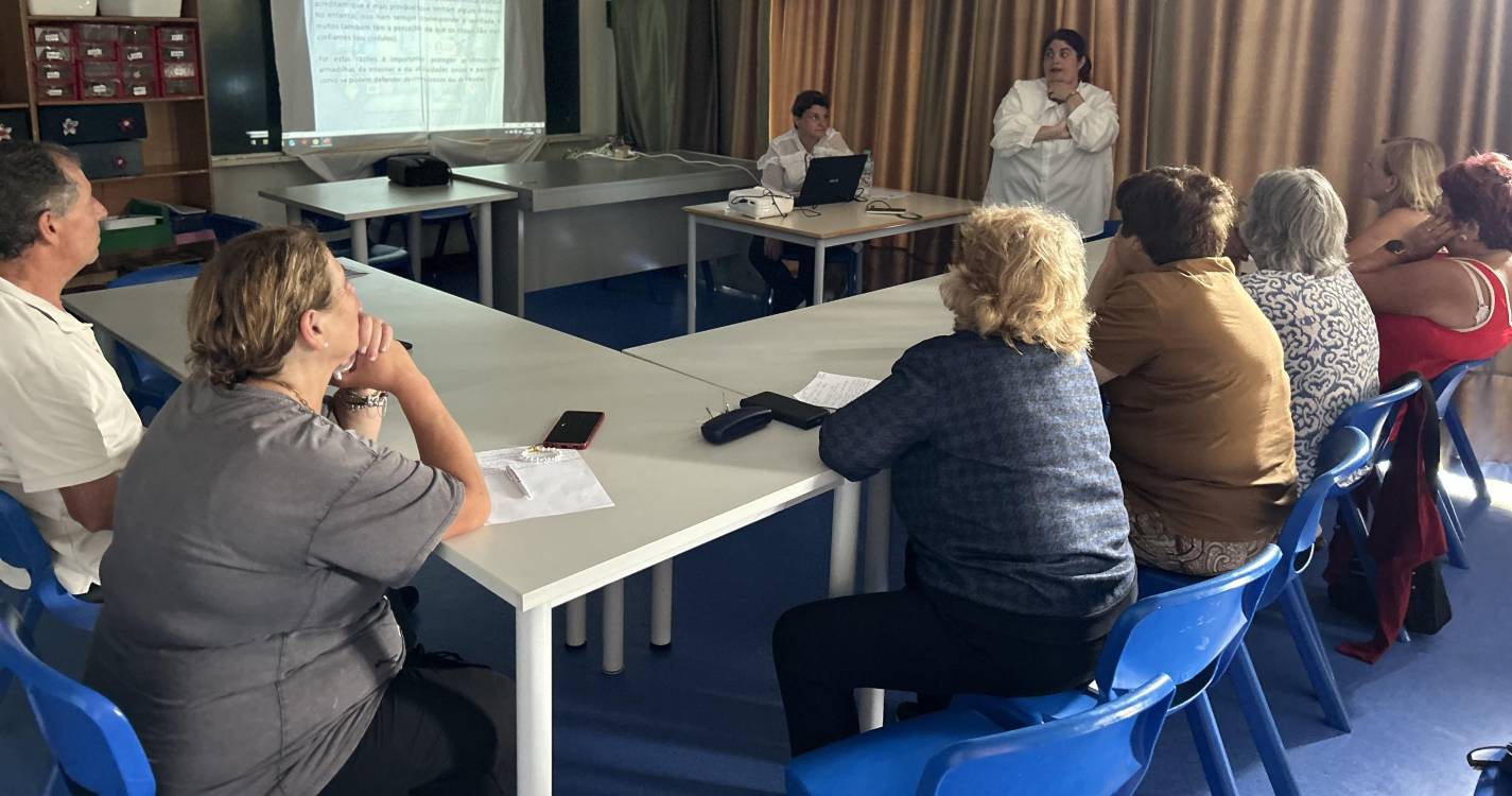 Workshops sobre Literacia Mediática e Ferramentas Digitais para Seniores têm início no Funchal