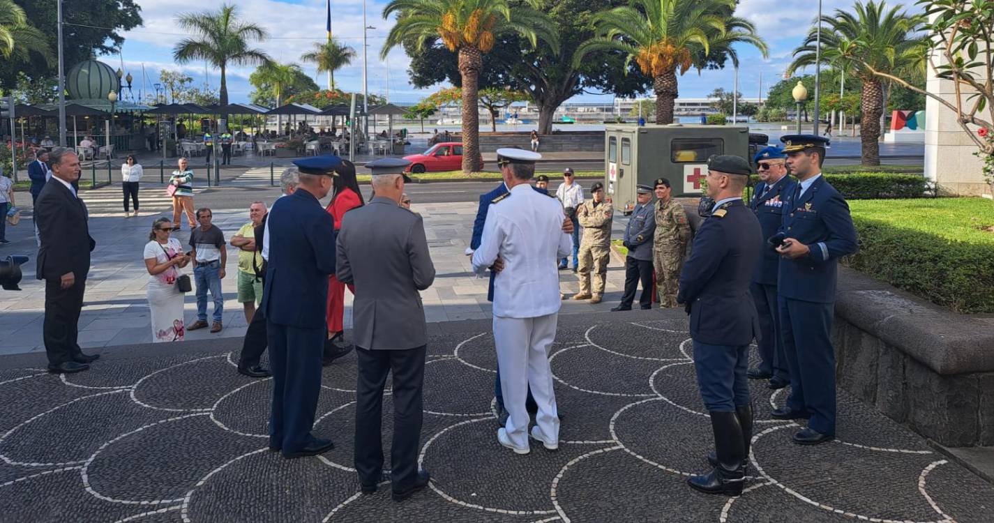 Cerimónias do dia da Região arrancam com Guarda de Honra (com fotos e vídeo)