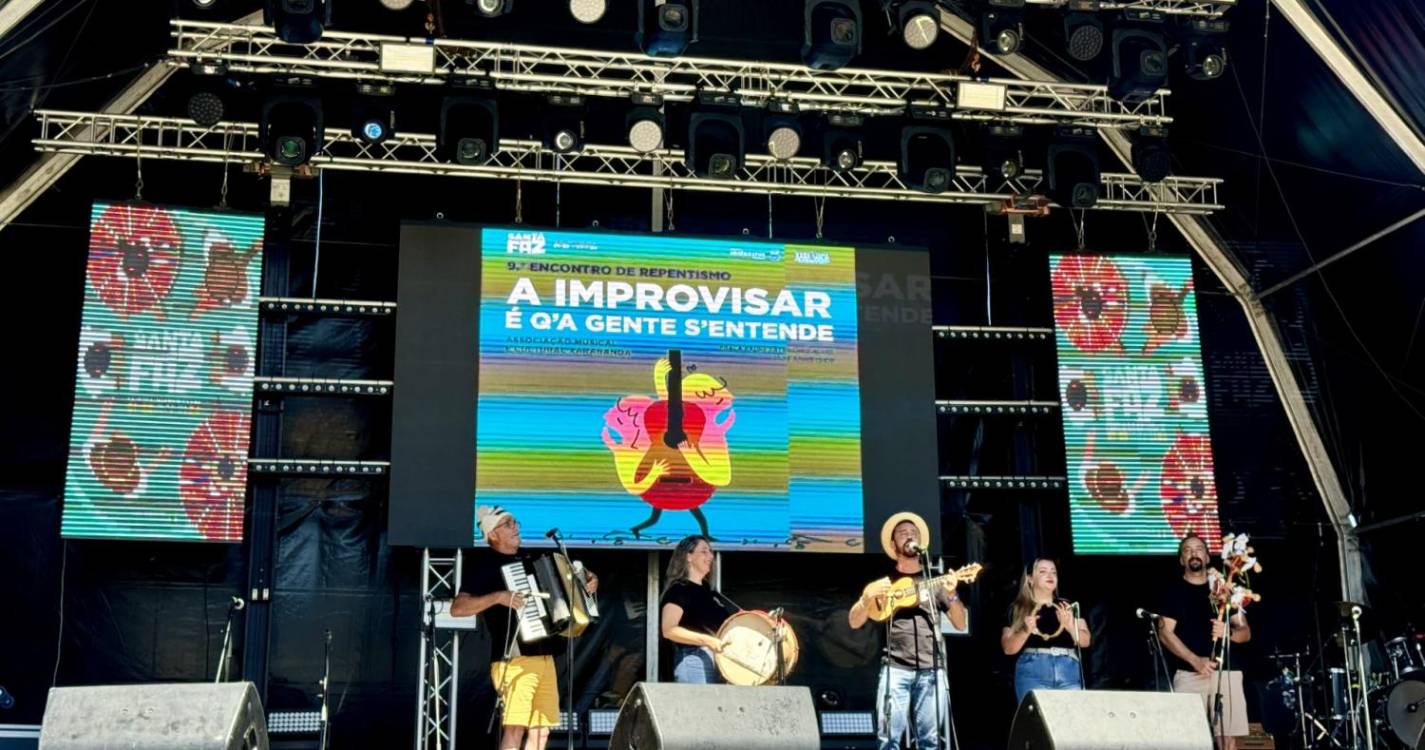 ‘SantaFaz’ com música e marchas populares este domingo