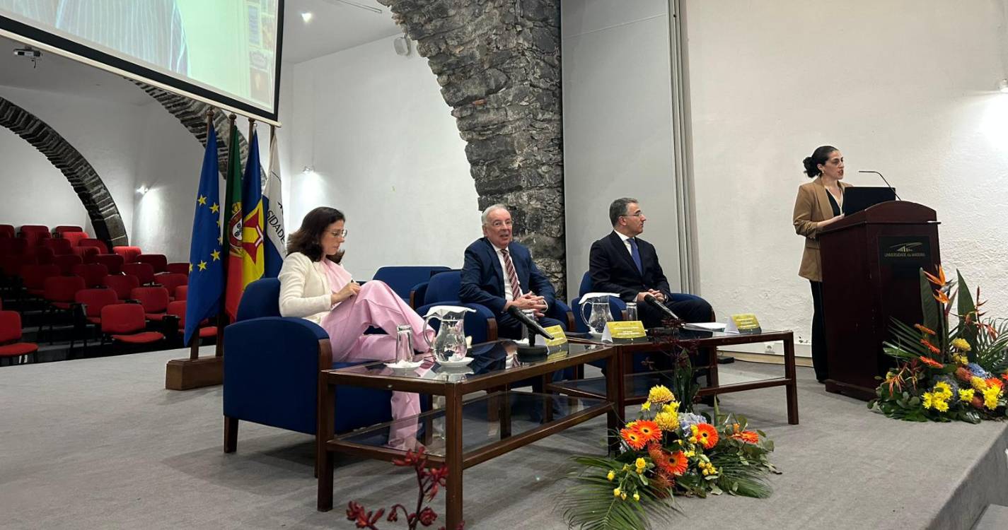Estudantes da pós-graduação em Ciência Política e Relações Internacionais receberam diplomas