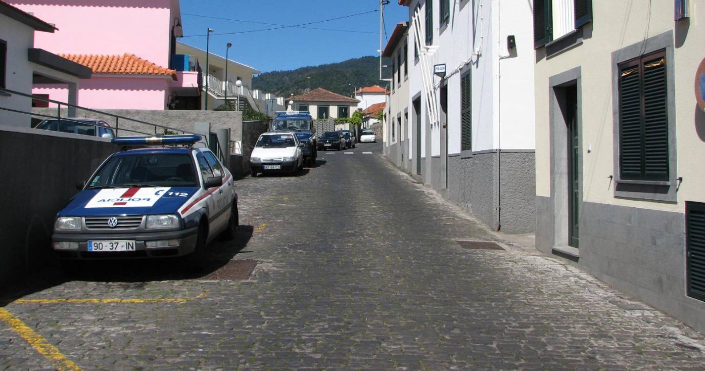 Homem maniatado pela PSP em Machico foi internado para avaliação médica