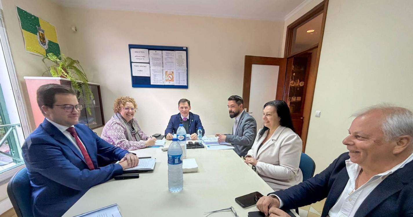 São Vicente: Vereador do Chega vota contra o presidente