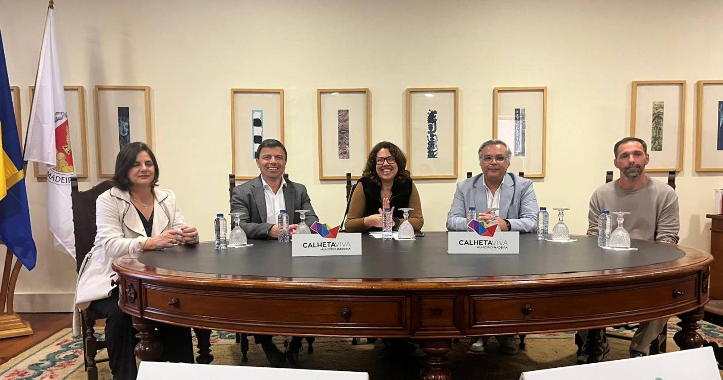 Campeões de teqball vão dar espetáculo na Calheta