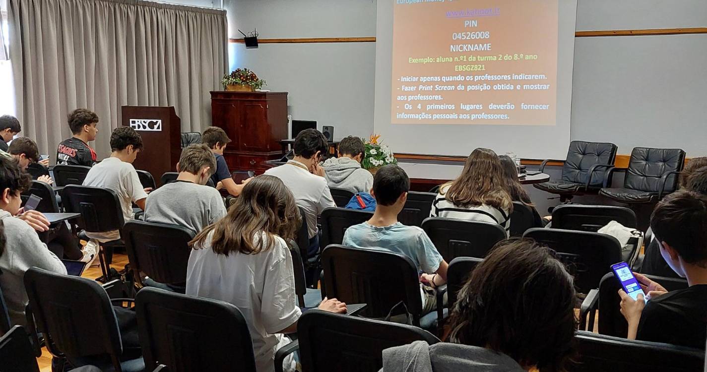 Alunos da Gonçalves Zarco apurados para a fase nacional do ‘European Money Quiz’