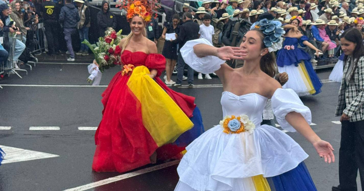 Veja como foi o primeiro cortejo da Festa da Flor (com fotos)