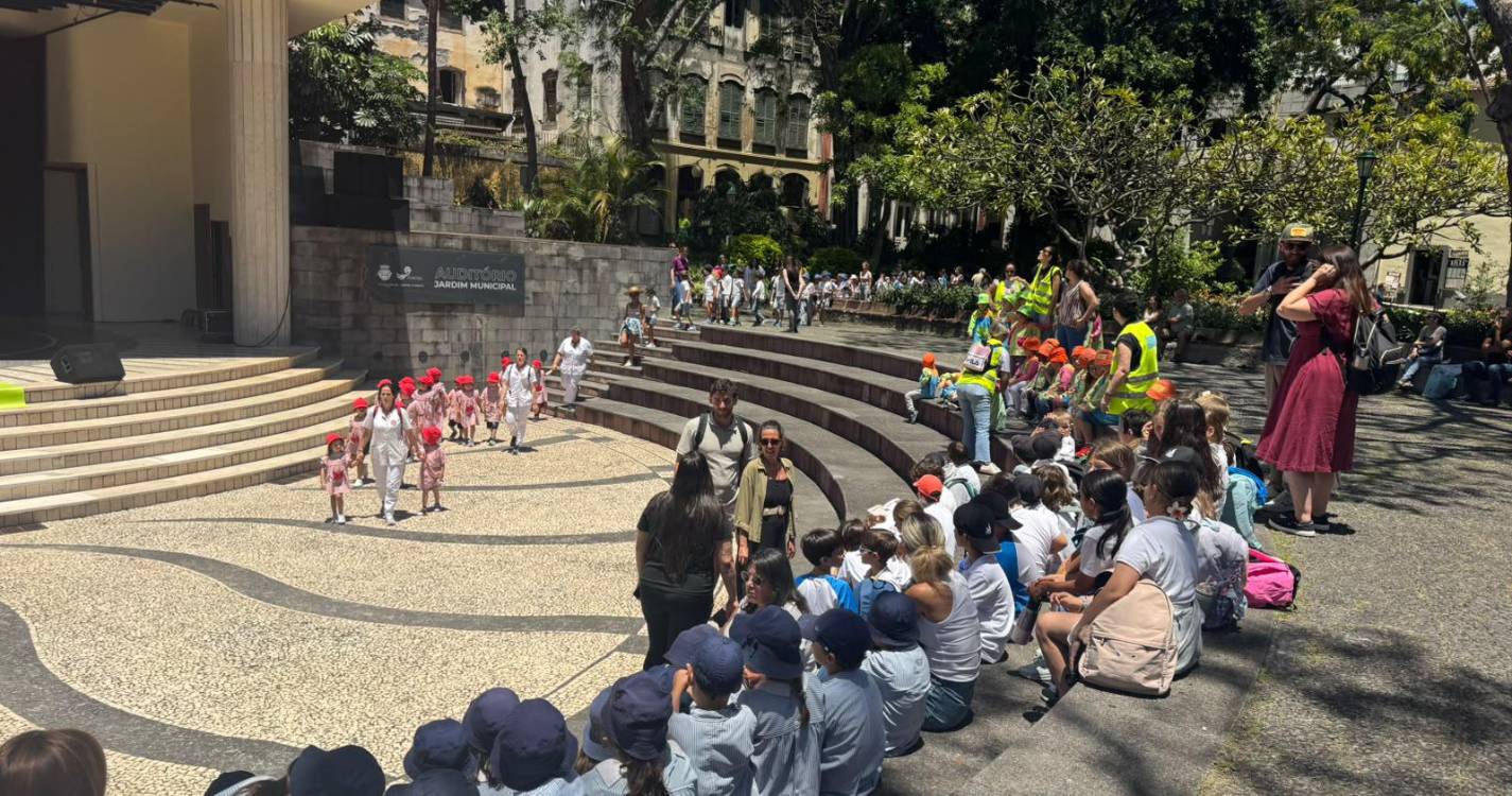 Celebrações do Dia da Criança prestes a começar no auditório do Jardim Municipal do Funchal