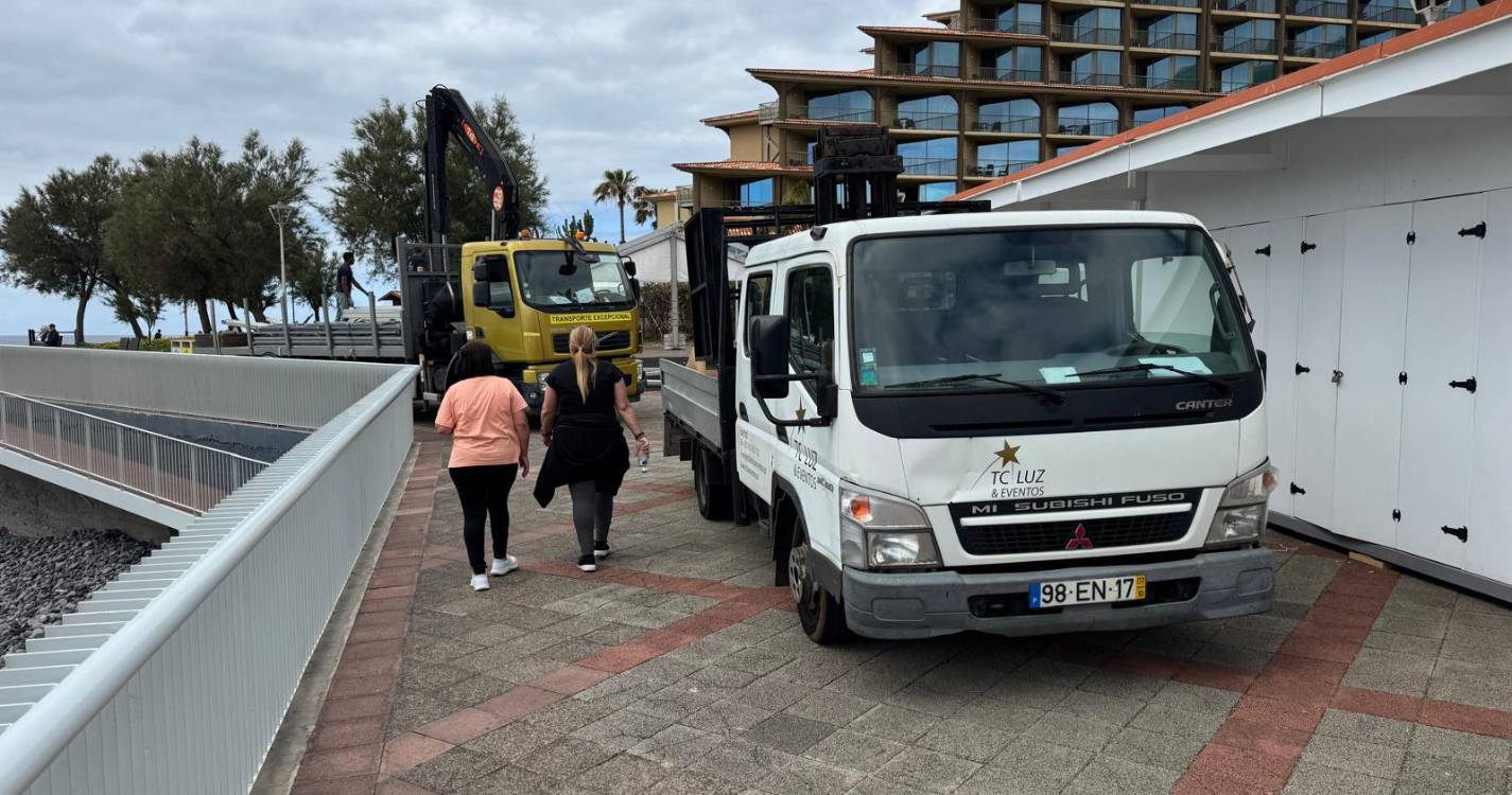 Desmontagem da feira do livro gera constrangimentos no Caniço