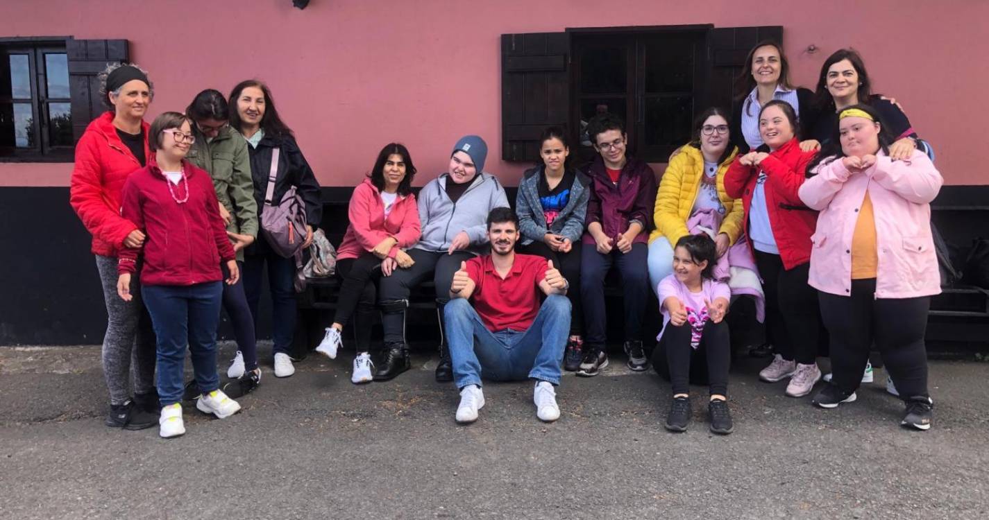 Associação Hípica da Madeira recebe alunos da Unidade de Ensino Especializado da Gonçalves Zarco (com fotos)