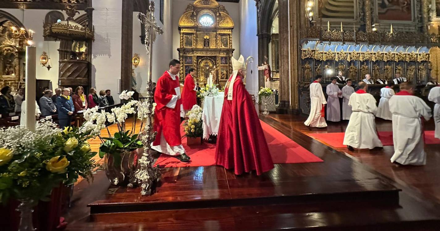 Oração das Laudes começa sem Albuquerque