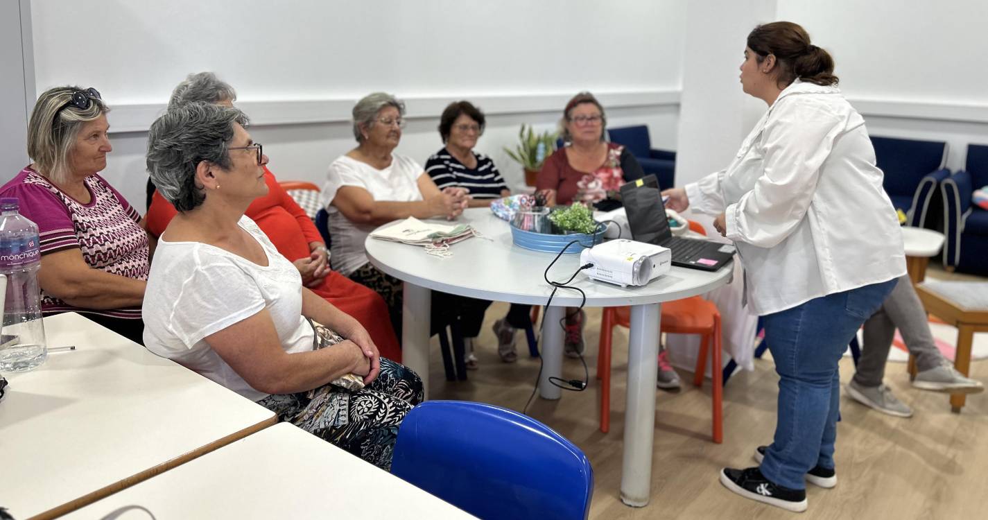 Workshops sobre Literacia Mediática e Ferramentas Digitais para Seniores têm início no Funchal