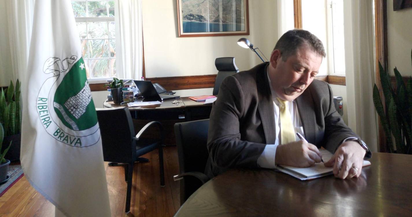 Ribeira Brava aprova contributos ao Regulamento Municipal de Urbanização e Edificação