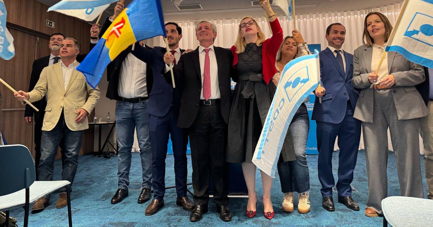 Líder do CDS destaca competência da sua lista de candidatos às eleições de 23 de março