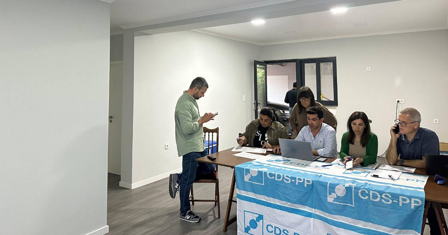 Tudo a postos na sede do CDS em Santana