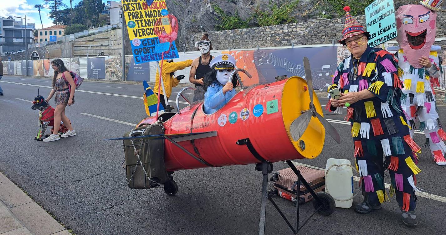 578 inscritos no cortejo que está prestes a começar