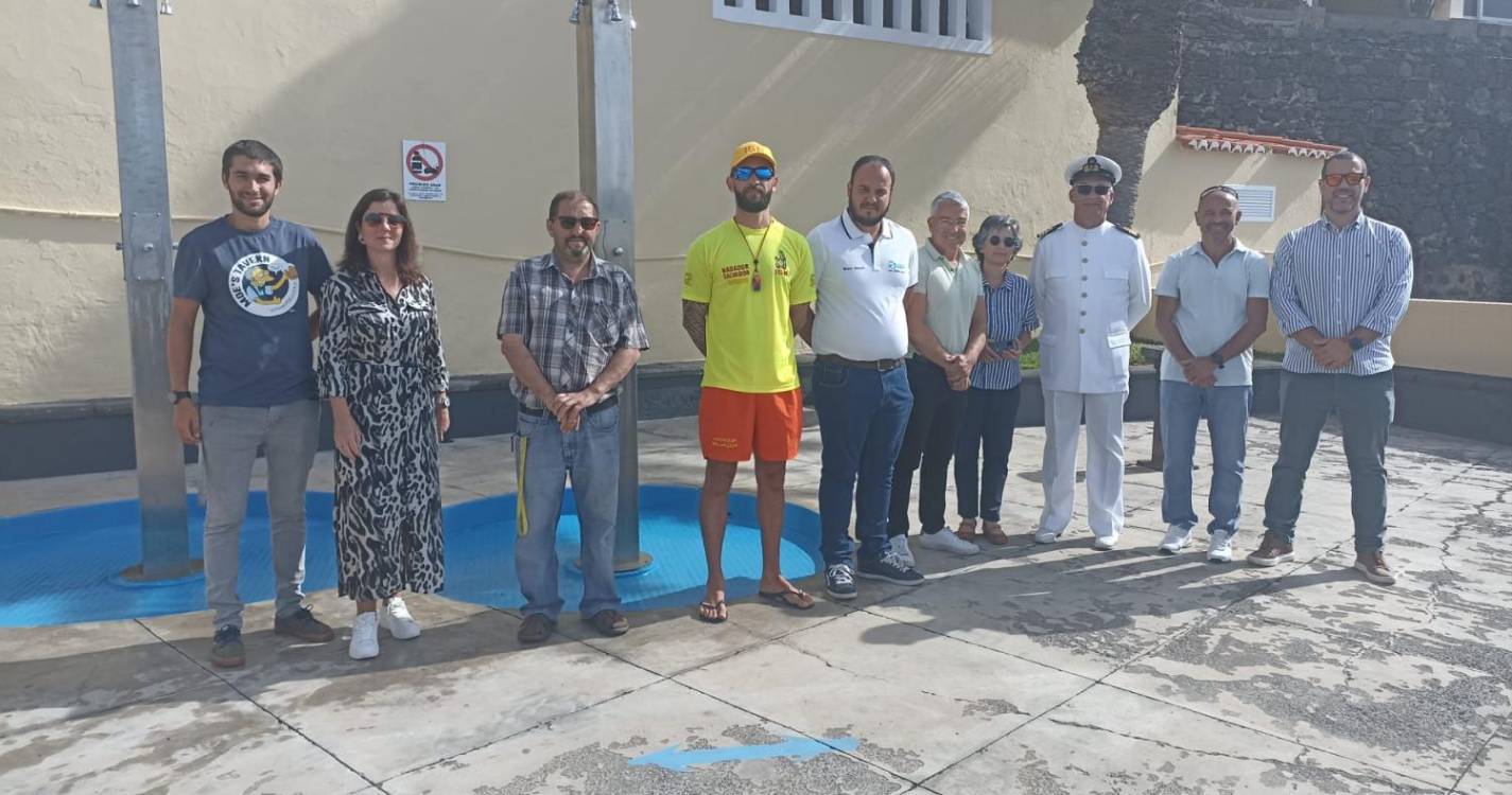 Praias de Santa Cruz com bandeira azul marcam abertura da época balnear