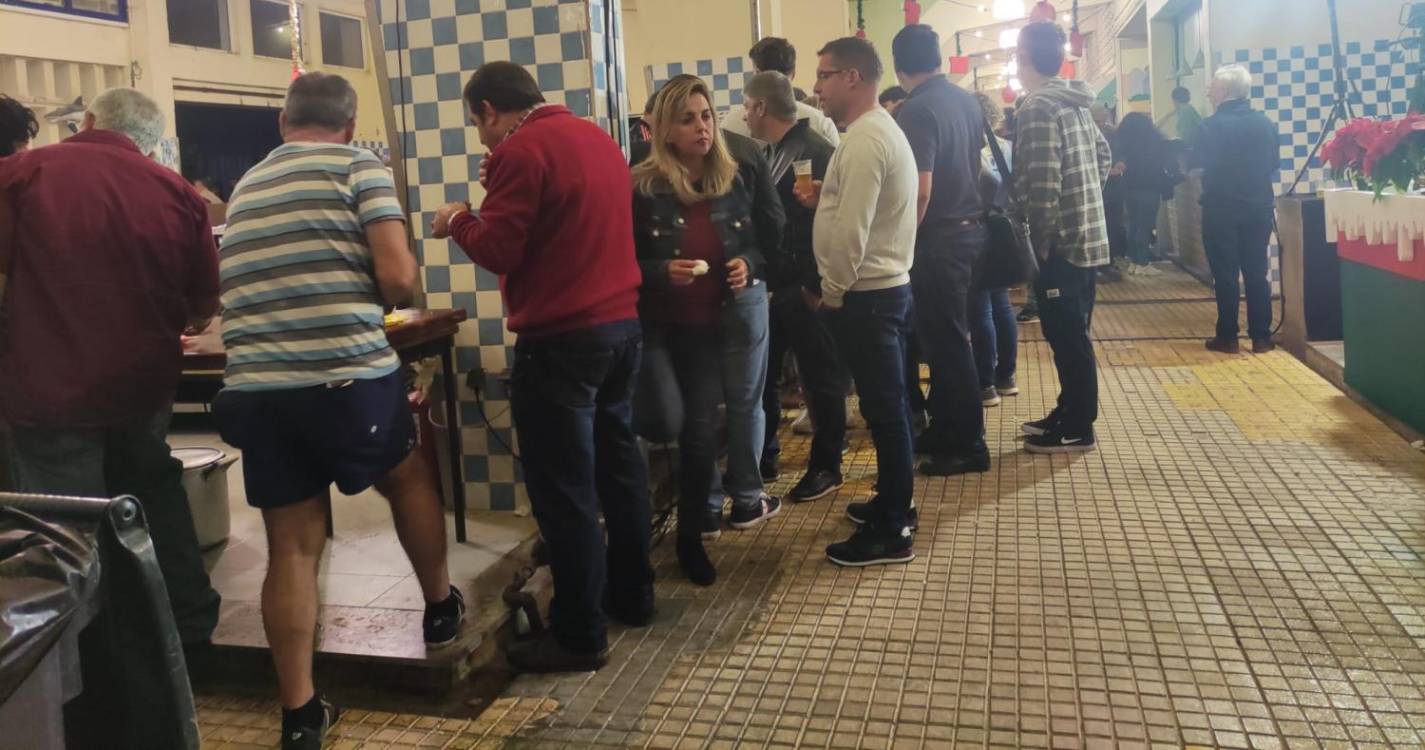 Mercado anima Natal em Santa Cruz