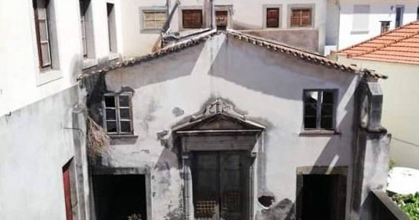 Capela da Saúde procura fugir à ‘doença’ da degradação