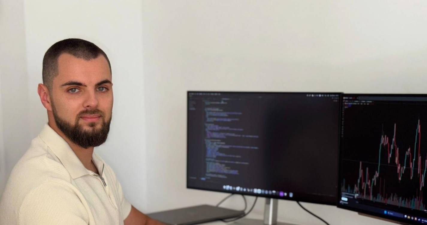 Geração Z conquista o mercado de criptomoedas: Como o TikTok, Instagram e YouTube transformam os investimentos em 2025