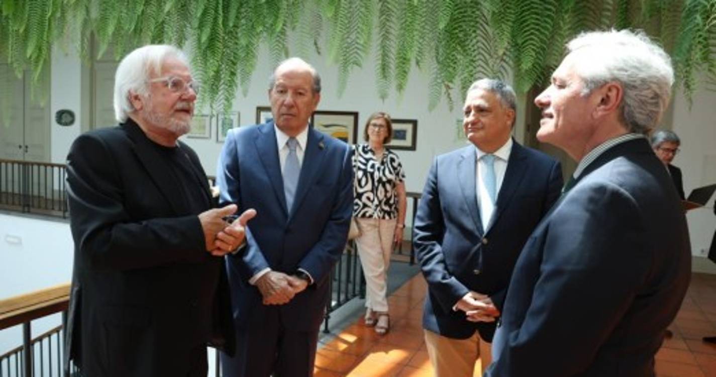 Veja como foi a homenagem ao escultor Francisco Simões