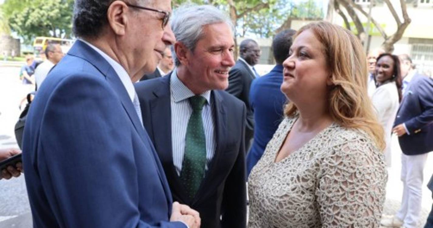 Veja como foi a homenagem ao escultor Francisco Simões