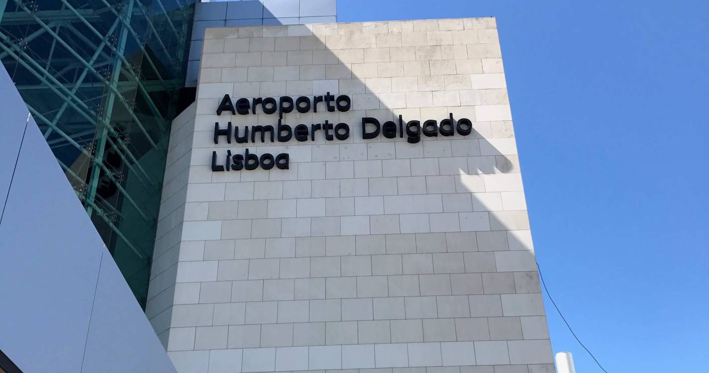 Pelo menos 15 partidas e 12 chegadas canceladas hoje devido à greve na Menzies