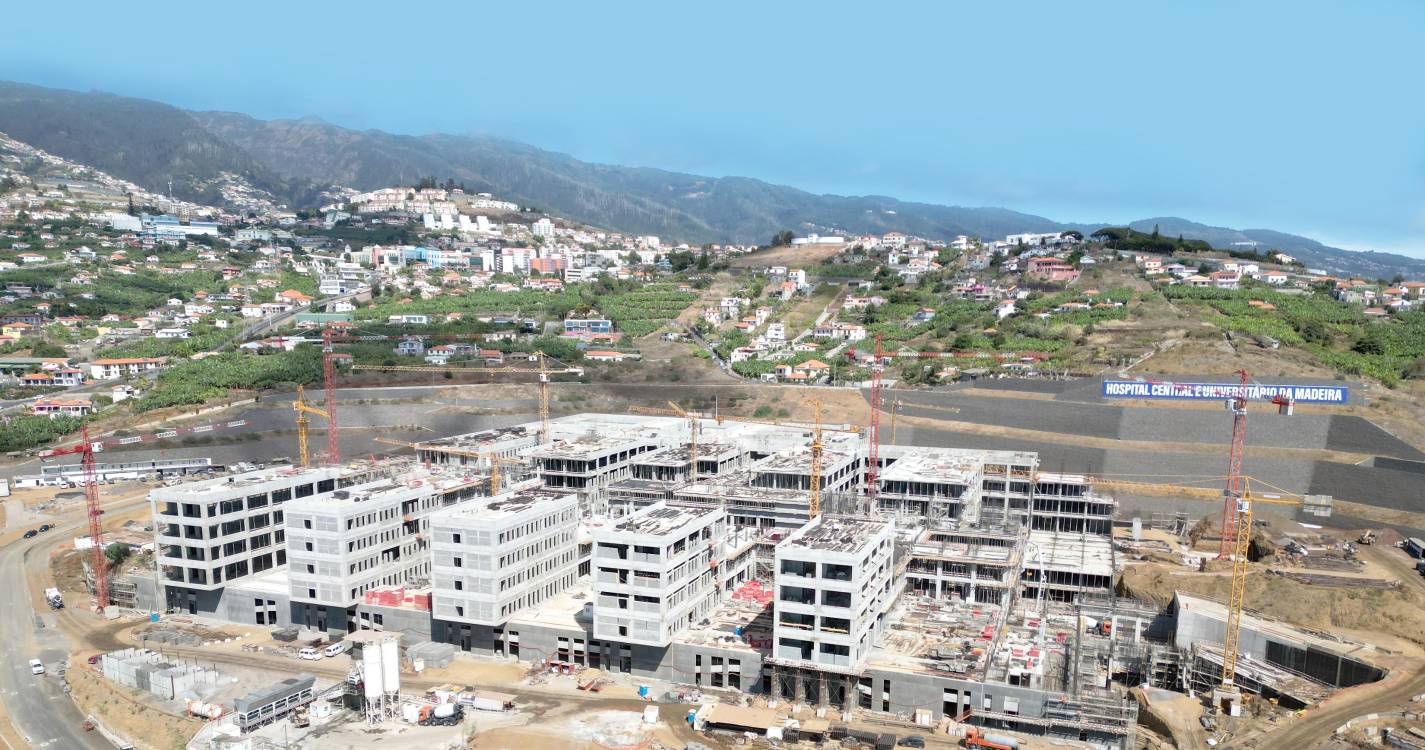 Cinco agrupamentos apurados para a fase final da obra do Hospital Central e Universitário da Madeira