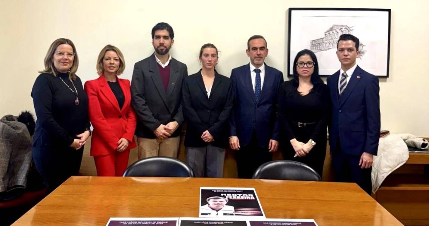 Pedro Coelho e Vânia Jesus reuniram com representantes da Organização Mundo Con Venezuela