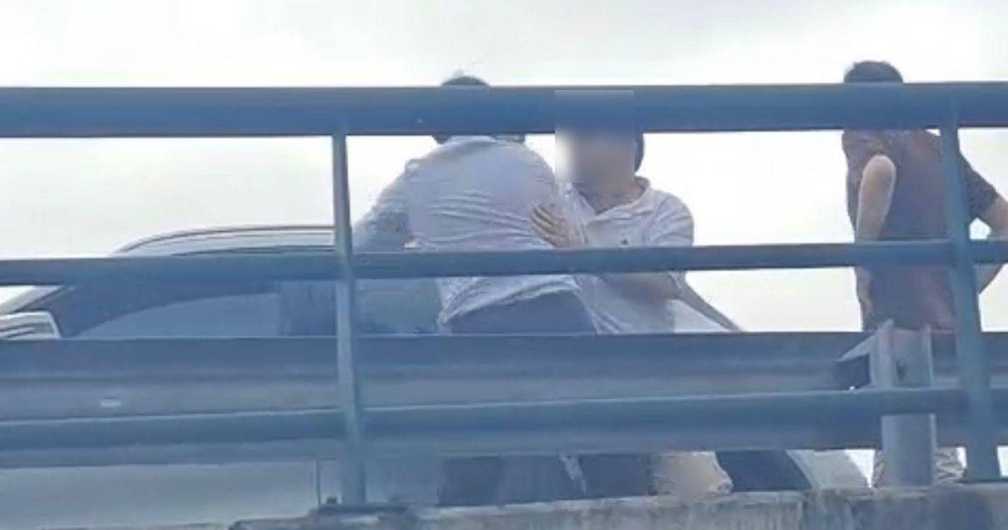 Acidente em São Martinho termina em confrontos físicos