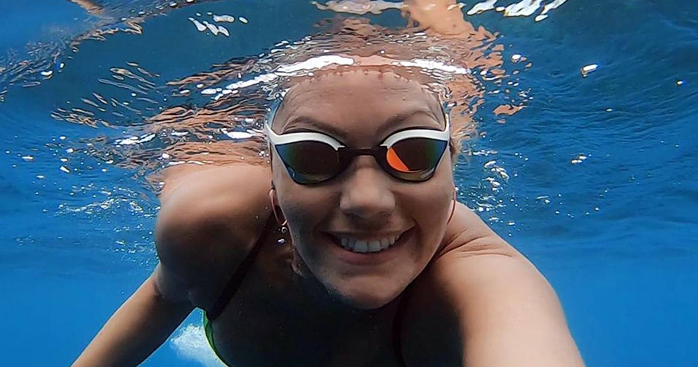 Mayra Santos deu volta à Ilha do Porto Santo a nado em menos de 12 horas