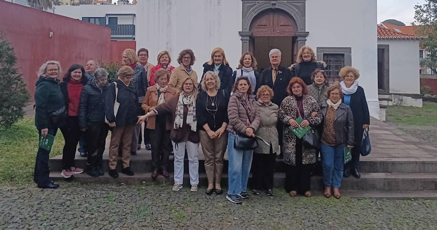 Universidade Sénior Gonçalves Zarco visitou Torre do Capitão e exposição sobre a Laurissilva