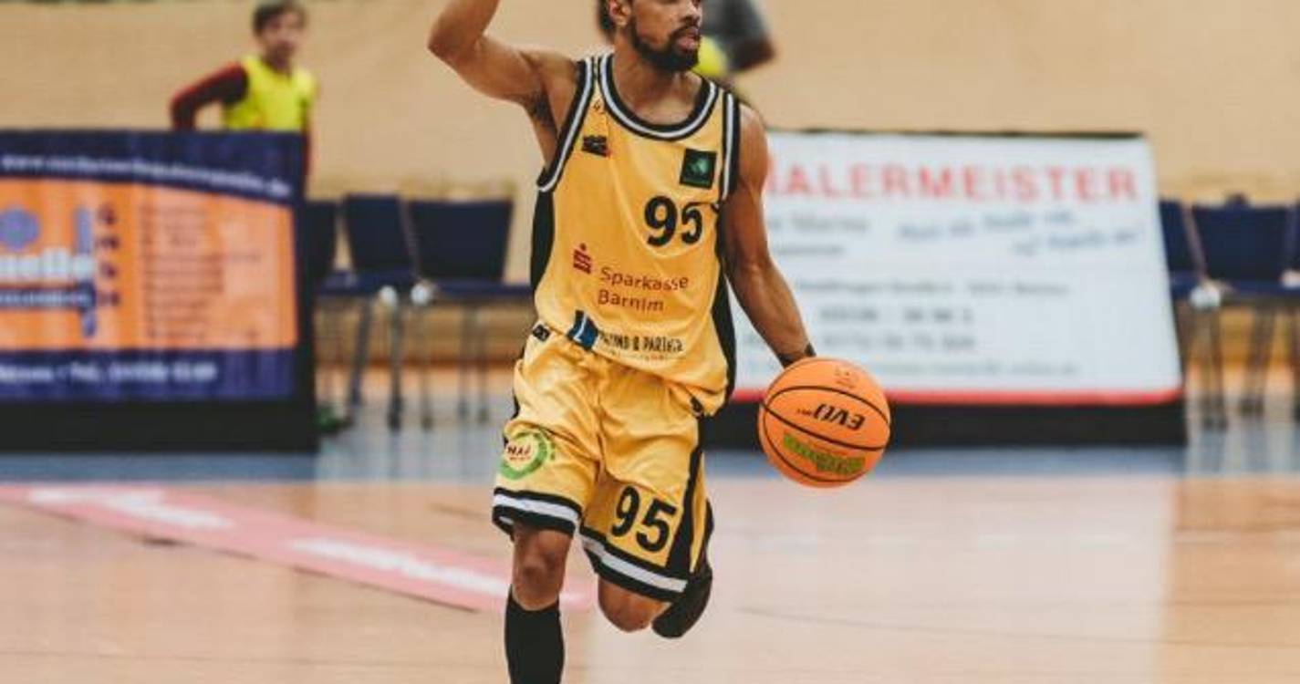 Ronnie Rousseau III na equipa masculina da Galomar