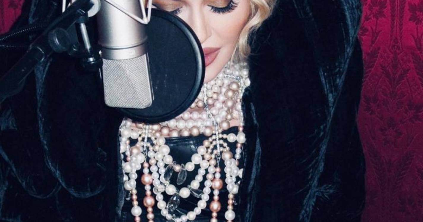 Maior concerto de Madonna transforma areal de Copacabana em enorme pista de dança