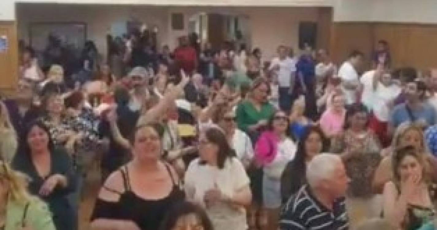 Centenas na festa da Confraria do Espírito Santo do Scalabrini Fathers (com fotos)