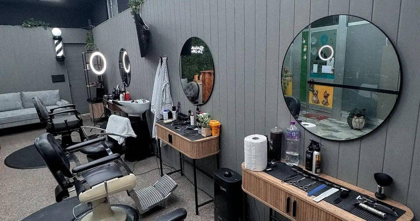 Populares confundem barbearia com negócio do agressor de Machico e prejudicam o proprietário