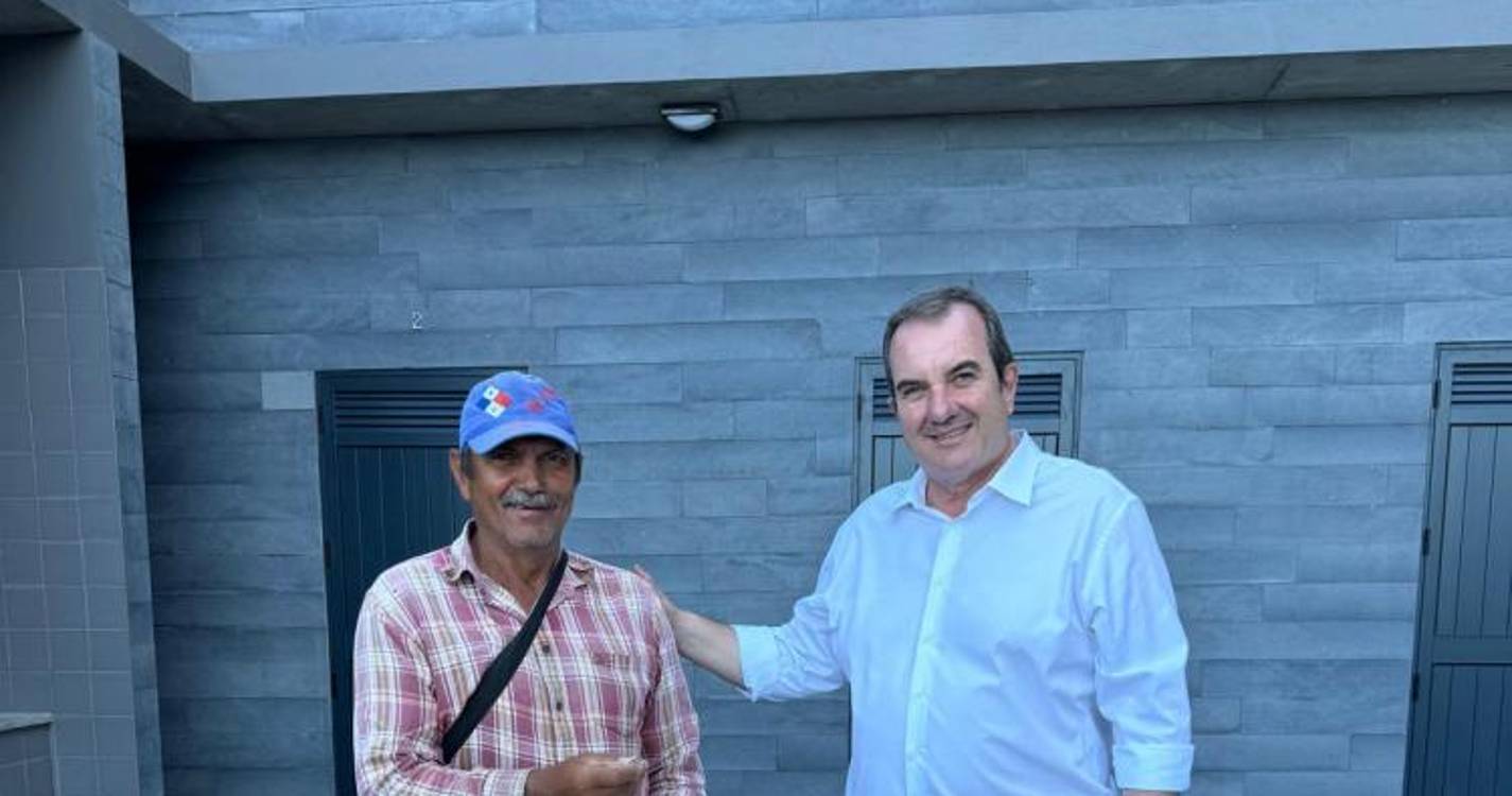 Câmara da Calheta entrega novos cacifos aos pescadores do Paul do Mar