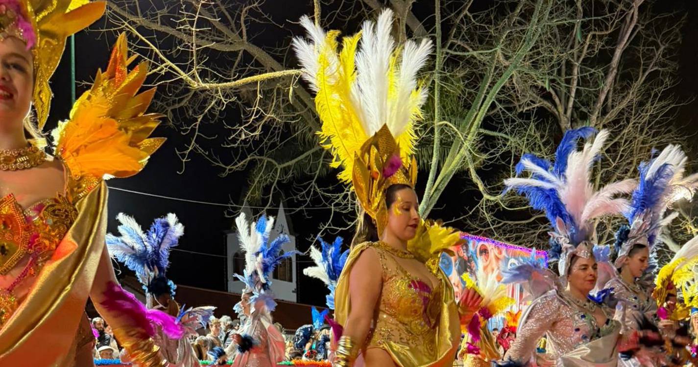 ‘Sambódromo’ em São Gonçalo (com fotos)