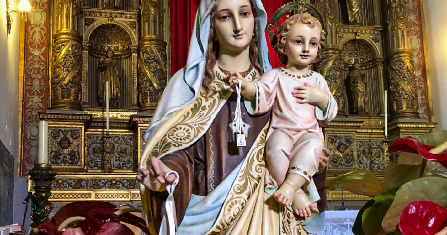 Hoje celebra-se Nossa Senhora do Carmo